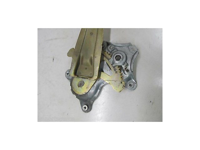 2003-2008 TOYOTA COROLLA OEM LEFT REAR DOOR WINDOW REGULATOR 