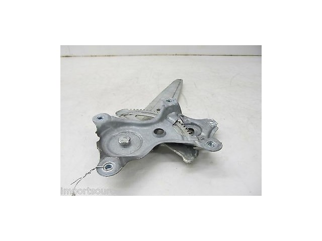2003-2008 TOYOTA COROLLA OEM RIGHT REAR DOOR WINDOW REGULATOR 