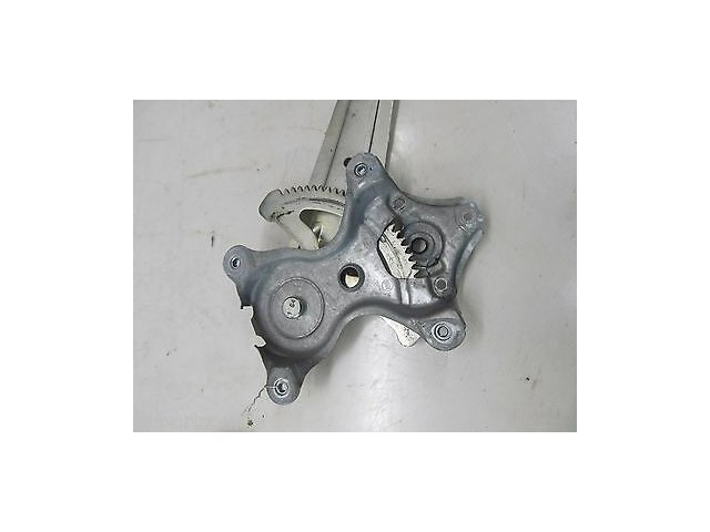 2003-2008 TOYOTA COROLLA OEM RIGHT REAR DOOR WINDOW REGULATOR 
