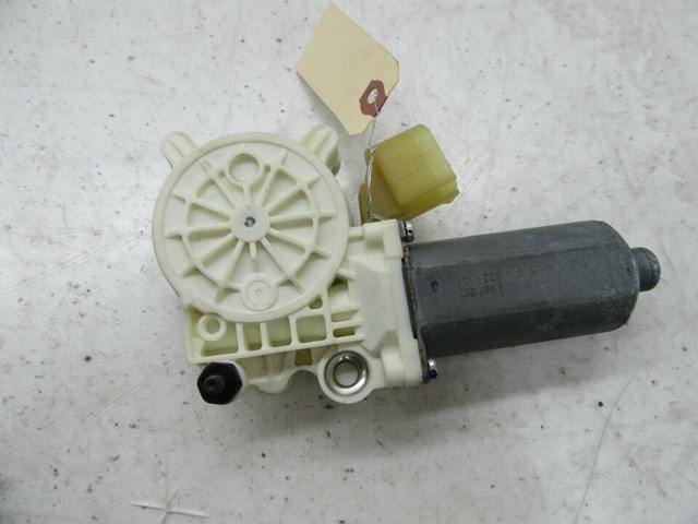 2007-2010 BMW X5 E70 OEM OEM RIGHT REAR PASS. SIDE DOOR WINDOW REGULATOR MOTOR