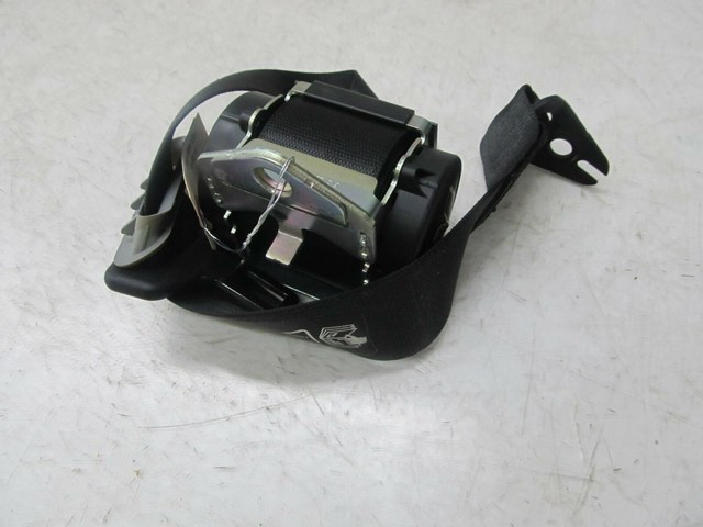 2007-2010 BMW 328xi E90 OEM REAR CENTER SEAT BELT 7132243