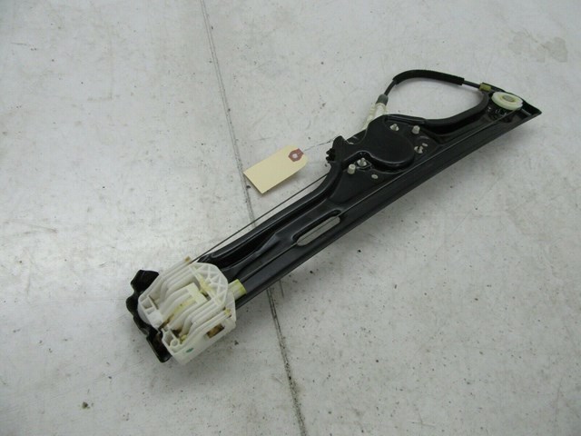 2007-2010 BMW X5 E70 OEM RIGHT REAR PASSENGER SIDE WINDOW REGULATOR W/O MOTOR