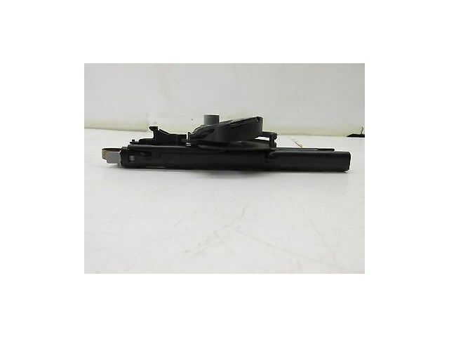 2006-2009 MERCEDES CLS500 W219 OEM LEFT FRONT SEAT BELT HEIGHT ADJUSTER