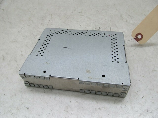 2008-2015 INFINITI G37 Q60 OEM RIGHT REAR RADIO RECEIVER CONTROL MODULE