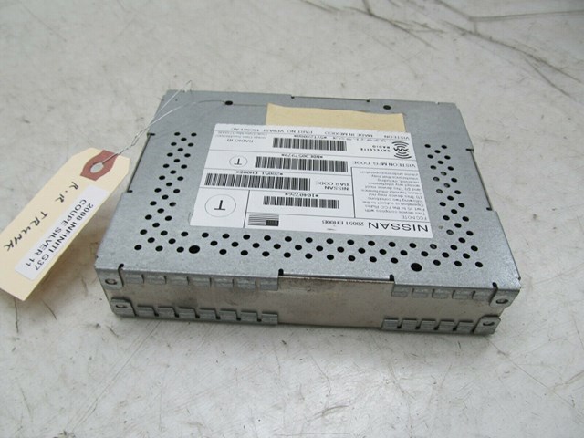 2008-2015 INFINITI G37 Q60 OEM RIGHT REAR RADIO RECEIVER CONTROL MODULE