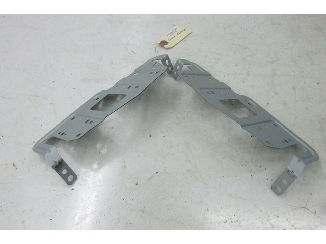 2014-2016 INFINITI Q50 OEM RIGHT FRONT IN DASH RADIO STEREO BRACKET HOLDER PAIR