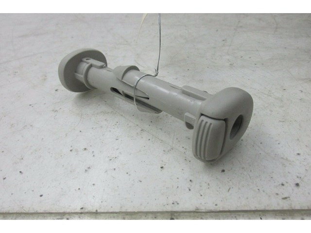 2014-2016 INFINITI Q50 OEM RIGHT FRONT PASSENGER SIDE SUPPORT HEADREST HOLDERS