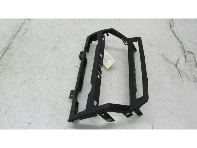  2007-2010 BMW X5 E70 OEM CENTER DASH RADIO CLIMATE CONTROL TRIM SURROUND  