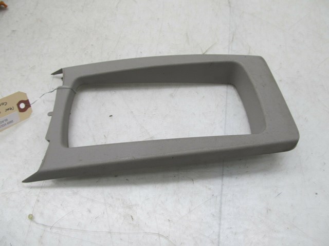 2006-2013 VOLVO C70 T5 OEM REAR CENTER CONSOLE TRIM BEZEL 