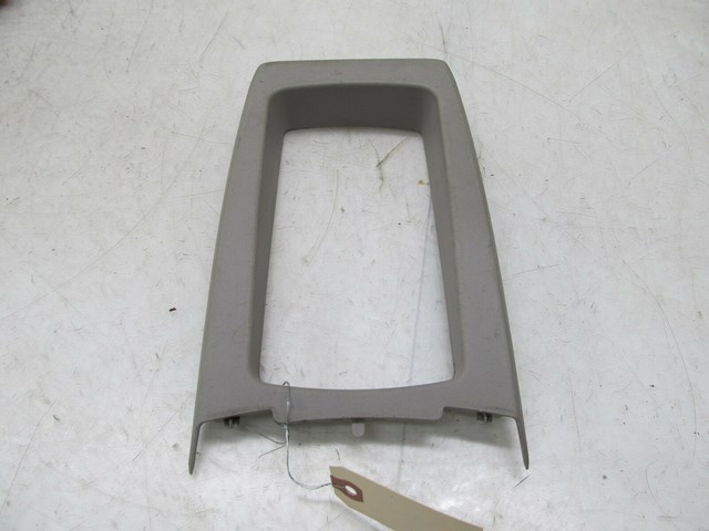 2006-2013 VOLVO C70 T5 OEM REAR CENTER CONSOLE TRIM BEZEL 