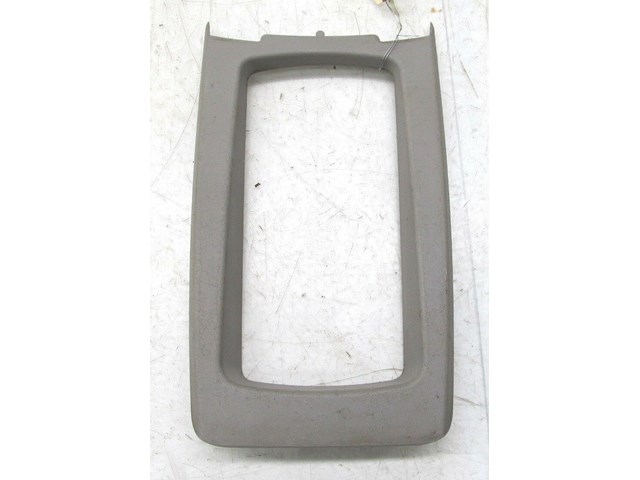 2006-2013 VOLVO C70 T5 OEM REAR CENTER CONSOLE TRIM BEZEL 