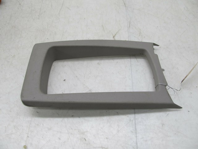 2006-2013 VOLVO C70 T5 OEM REAR CENTER CONSOLE TRIM BEZEL 