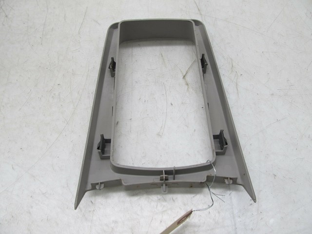2006-2013 VOLVO C70 T5 OEM REAR CENTER CONSOLE TRIM BEZEL 