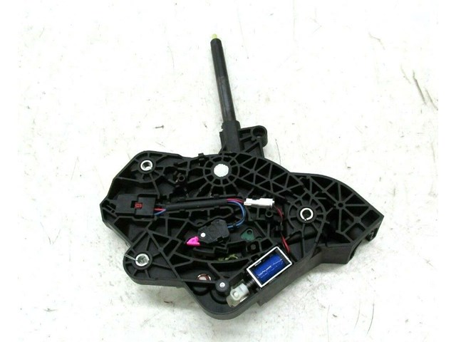 2013-2017 CADILLAC XTS OEM CENTER CONSOLE SHIFTER GEAR SELECTOR   