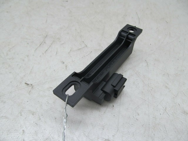 2014-2018 INFINITI Q50 OEM CENTER CONSOLE KEY LESS ENTRY MODULE SENSOR 