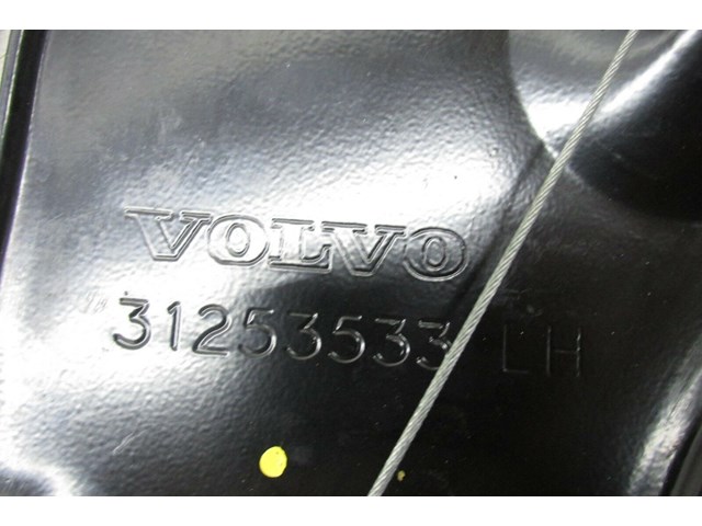 2006-2013 VOLVO C70 T5 OEM CONVERTIBLE LEFT REAR  QUARTER WINDOW REGULATOR