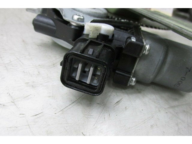 2010-2014 SUBARU IMPREZA OEM LEFT SIDE REAR DOOR WINDOW REGULATOR W/MOTOR