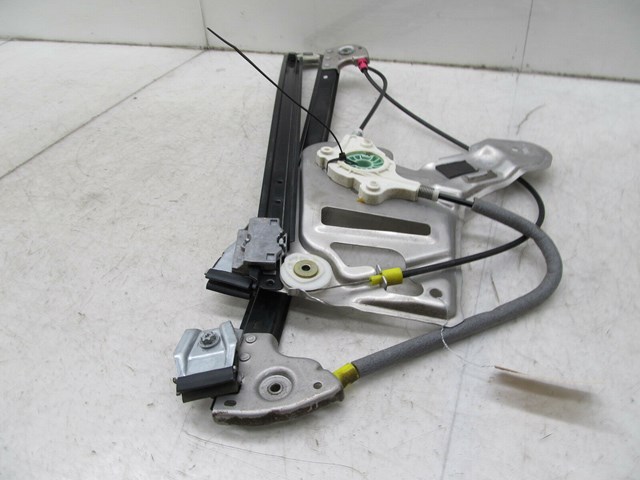 2003-2006 RANGE ROVER HSE OEM RIGHT FRONT DOOR WINDOW REGULATOR ASSEMBLY 