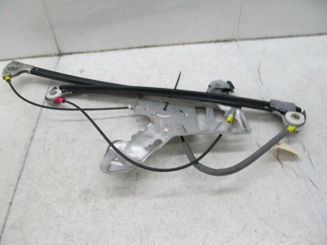 2003-2006 RANGE ROVER HSE OEM RIGHT FRONT DOOR WINDOW REGULATOR ASSEMBLY 