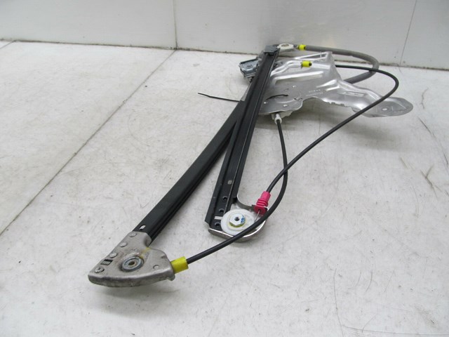 2003-2006 RANGE ROVER HSE OEM RIGHT FRONT DOOR WINDOW REGULATOR ASSEMBLY 