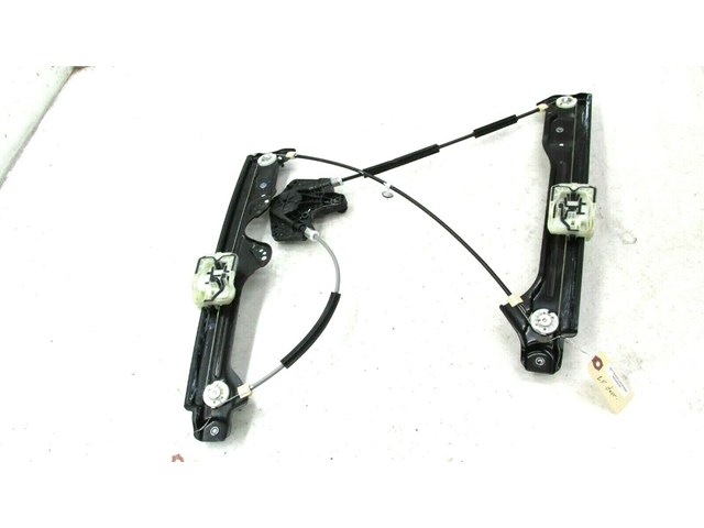 2017-2019 BUICK LACROSSE OEM LEFT FRONT DOOR WINDOW REGULATOR 