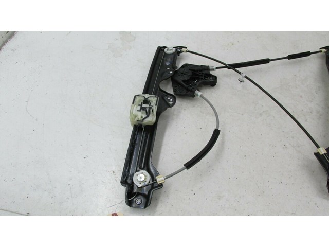 2017-2019 BUICK LACROSSE OEM LEFT FRONT DOOR WINDOW REGULATOR 