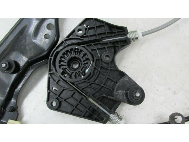 2017-2019 BUICK LACROSSE OEM LEFT FRONT DOOR WINDOW REGULATOR 