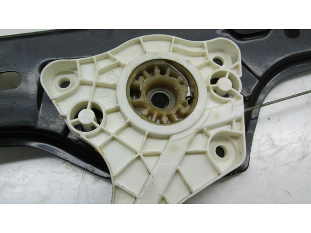 2007-2011 BMW 328i E90 OEM LEFT FRONT DOOR WINDOW REGULATOR 