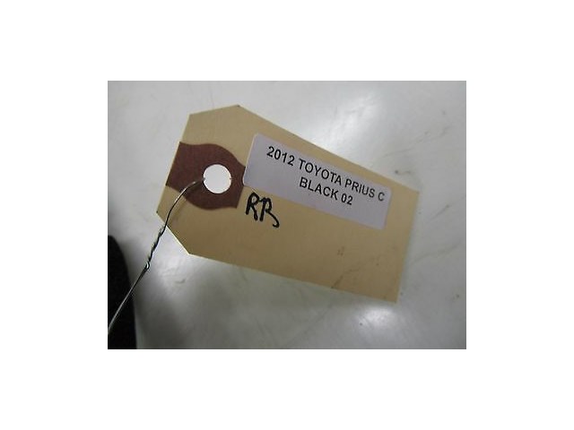 2012-2015 TOYOTA PRIUS C OEM RIGHT REAR DOOR WIRE WIRING HARNESS 8215352760