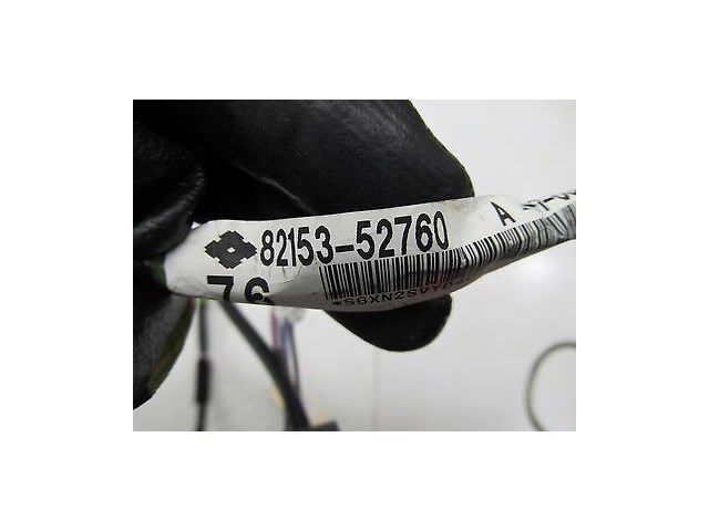 2012-2015 TOYOTA PRIUS C OEM RIGHT REAR DOOR WIRE WIRING HARNESS 8215352760