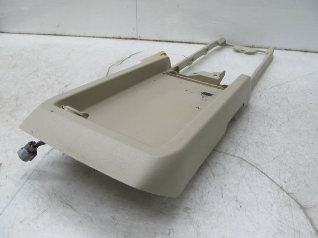 2004-2009 LEXUS RX350 RX330 OEM CENTER CONSOLE ARM REST LOWER PORTION 