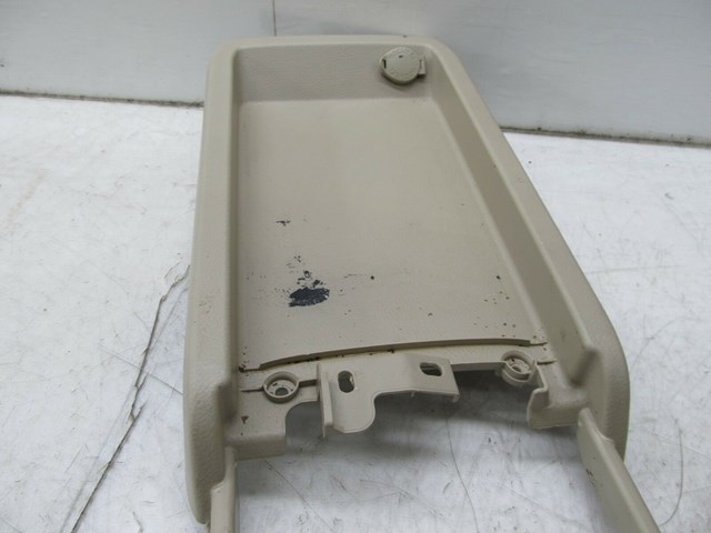 2004-2009 LEXUS RX350 RX330 OEM CENTER CONSOLE ARM REST LOWER PORTION 