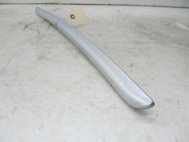 2007-2012 MERCEDES GL450 X164 OEM RIGHT FRONT CENTER CONSOLE TRIM 