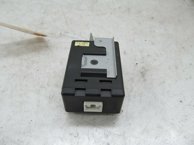 2008-2015 INFINITI G37 Q60 OEM THEFT LOCKING CONTROL MODULE 