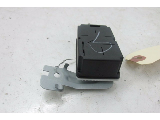 2014-2016 INFINITI Q50 OEM RIGHT FRONT KEY LESS ENTRY CONTROL MODULE 