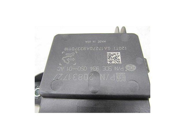 2010-2015 CADILLAC SRX OEM LEFT REAR GASOLINE FUEL CONTROL MODULE UNIT COMPUTER 