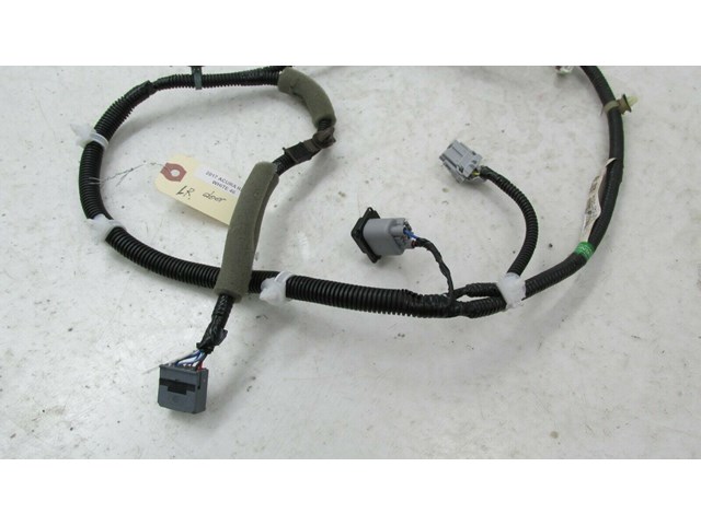 2013-2018 ACURA RDX OEM LEFT REAR DOOR WIRE HARNESS   