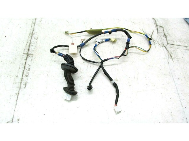 2004-2009 TOYOTA PRIUS OEM RIGHT REAR PASSENGER DOOR WIRE HARNESS