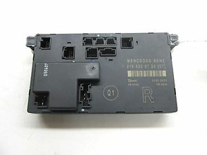 2006-2009 MERCEDES CLS500 W219 OEM RIGHT FRONT PASSENGER DOOR CONTROL MODULE