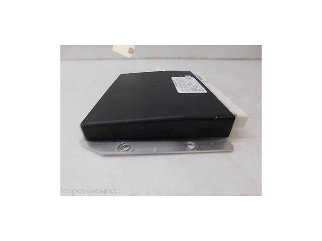 2007-2009 MERCEDES S550 W221 OEM AIR SUSPENSION CONTROL MODULE A2215408245