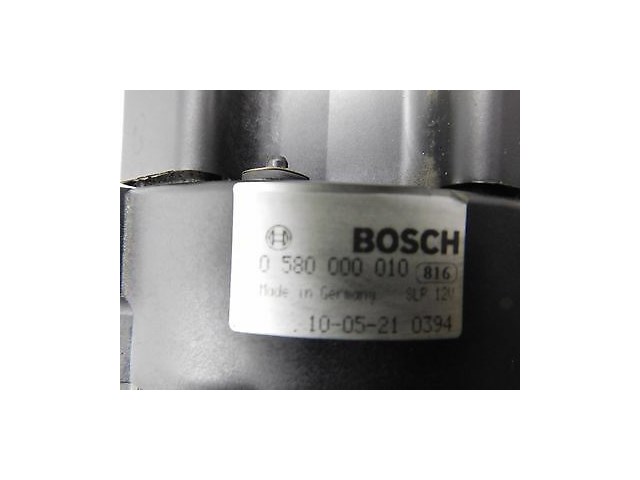 2003-2006 MERCEDES BENZ SL500 R230 OEM SMOG / AIR PUMP ASSEMBLY 580 000 010