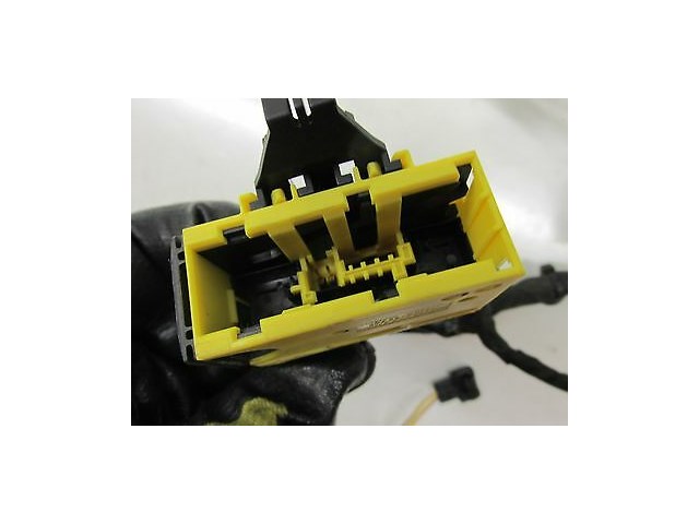 2006-2007 BMW 530XI WAGON E61 OEM RIGHT FRONT UPPER SEAT WIRE WIRING HARNESS