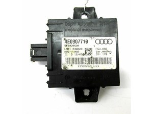 2004-2006 AUDI A8 L QUATTRO D3 OEM ANTI THEFT CENTRAL LOCKING CONTROL MODULE