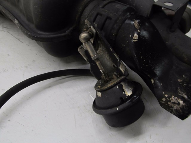 2004-2008 AUDI A8L W12 OEM OEM LEFT REAR DRIVER SIDE EXHAUST MUFFLER W/ VALVE