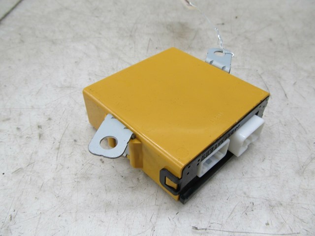 2004-2009 LEXUS RX350 RX330 OEM MIRROR MEMORY CONTROL MODULE 