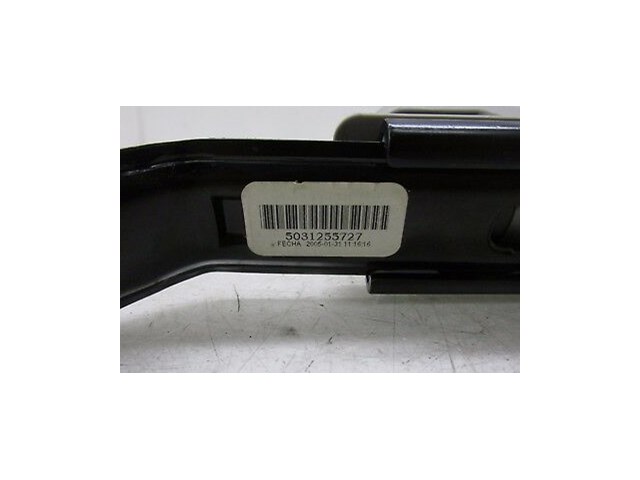 2004-2007 INFINITI QX56 OEM RIGHT FRONT PASSENGER SIDE SEAT BELT GUIDE 