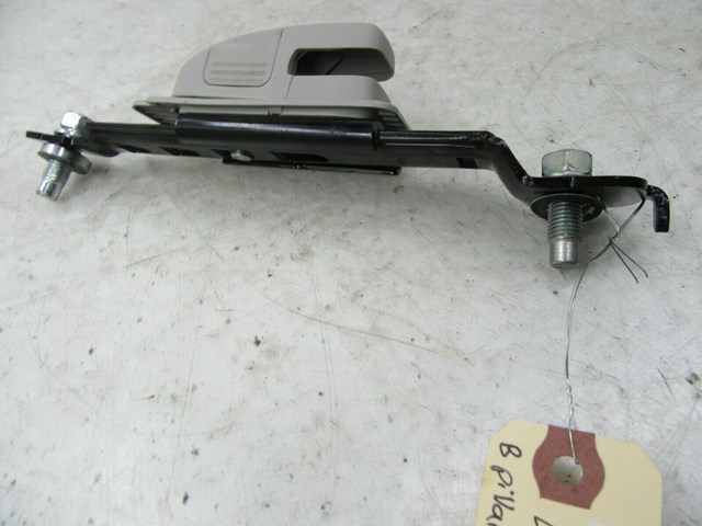 2013-2018 NISSAN SENTRA SV OEM LEFT B PILLAR SEAT BELT REGULATOR ADJUSTER MOUNT