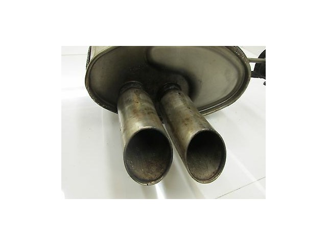 2001-2003 BMW X5 4.4L E53 OEM RIGHT REAR EXHAUST MUFFLER 1439492491