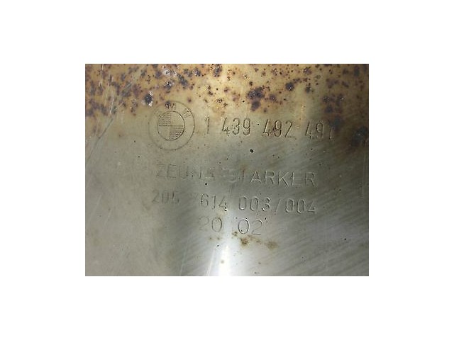 2001-2003 BMW X5 4.4L E53 OEM RIGHT REAR EXHAUST MUFFLER 1439492491