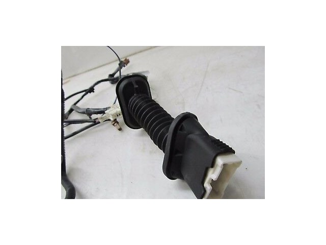 2004-2007 INFINITI QX56 OEM LEFT REAR DRIVER SIDE DOOR WIRING HARNESS PLUGS